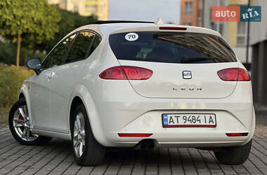 Хэтчбек SEAT Leon 2010 в 