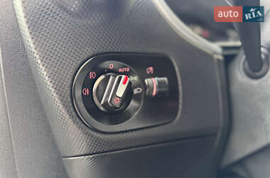 Хэтчбек SEAT Leon 2010 в 
