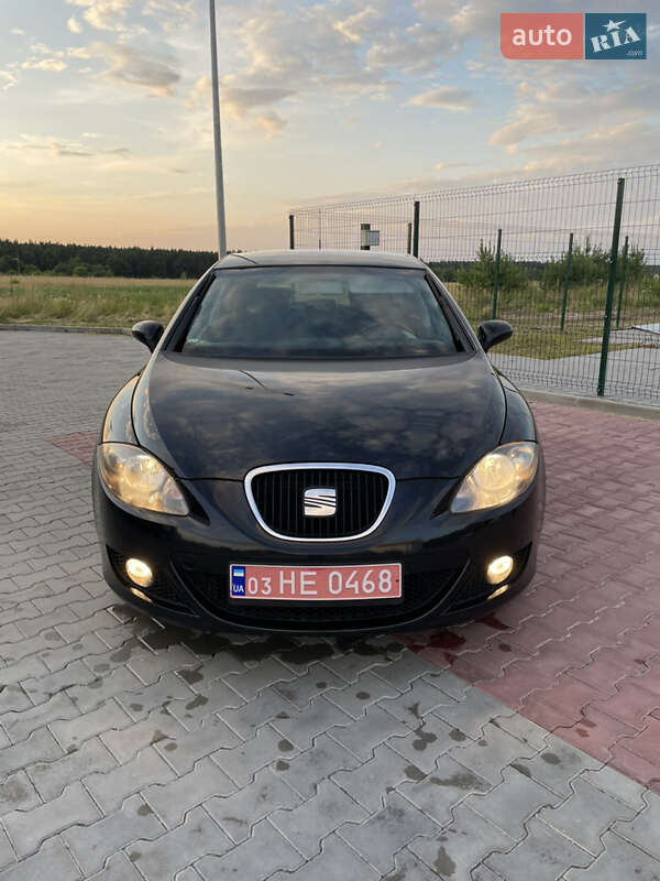 Хетчбек SEAT Leon 2007 в Луцьку