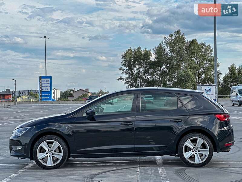 Хэтчбек SEAT Leon 2014 в Киеве