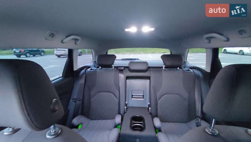 Универсал SEAT Leon 2016 в Киеве фото 17 Универсал SEAT Leon 2016 в Киеве