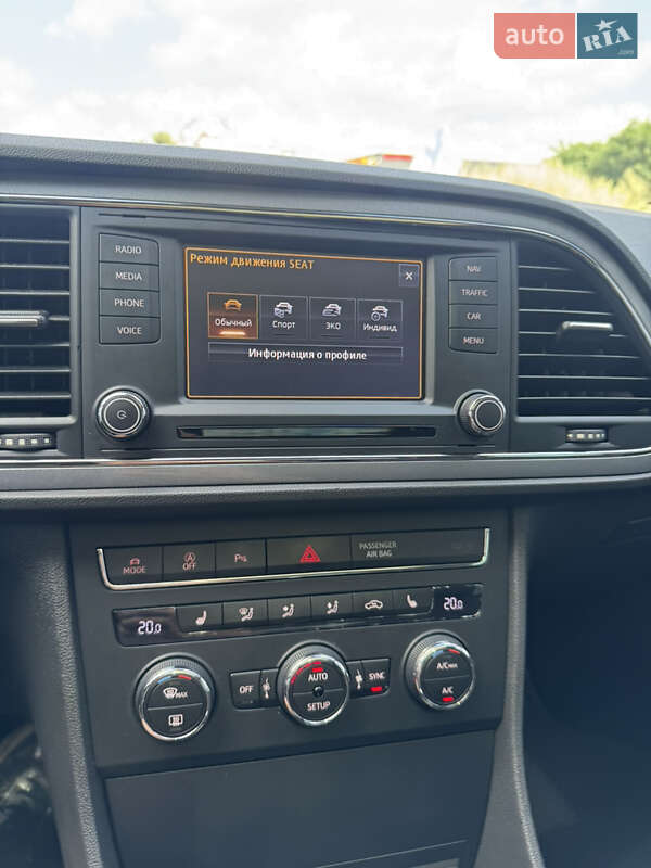 Хетчбек SEAT Leon 2013 в Києві