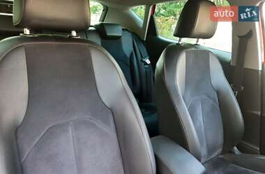 Хэтчбек SEAT Leon 2013 в 