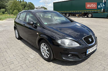 Хэтчбек SEAT Leon 2011 в Рава-Русской