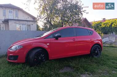 Хэтчбек SEAT Leon 2011 в 
