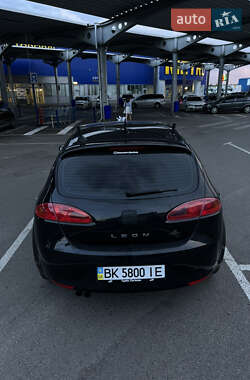 Хэтчбек SEAT Leon 2008 в 