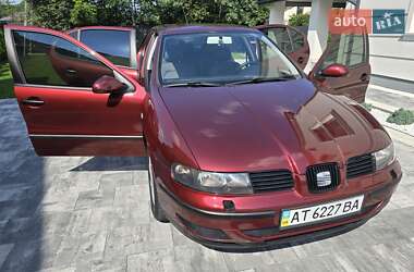 Хэтчбек SEAT Leon 2003 в 