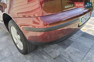 Хэтчбек SEAT Leon 2003 в 