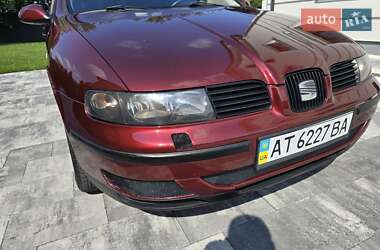 Хэтчбек SEAT Leon 2003 в 