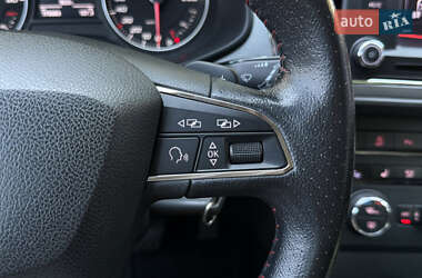 Хэтчбек SEAT Leon 2014 в 