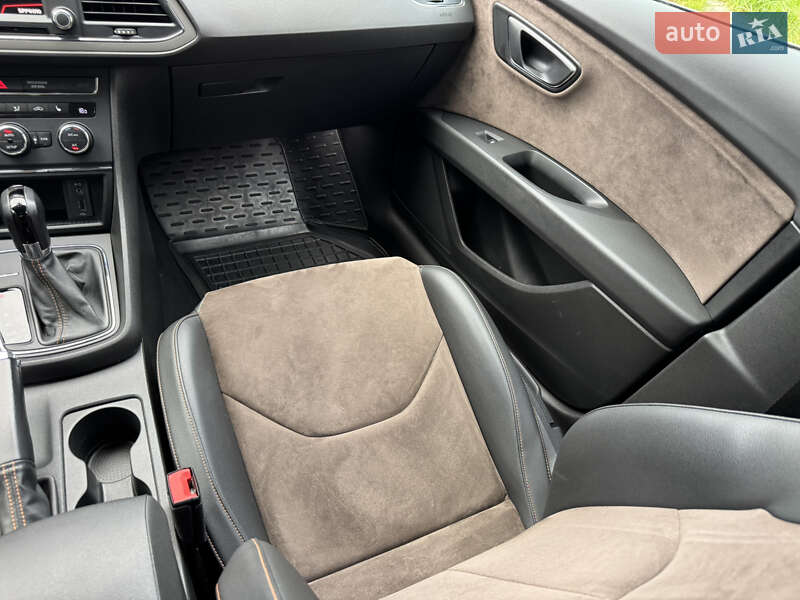 Универсал SEAT Leon 2016 в Киеве