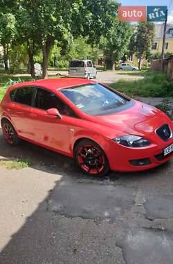 Хэтчбек SEAT Leon 2008 в 