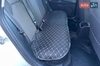 Хэтчбек SEAT Leon 2011 в 
