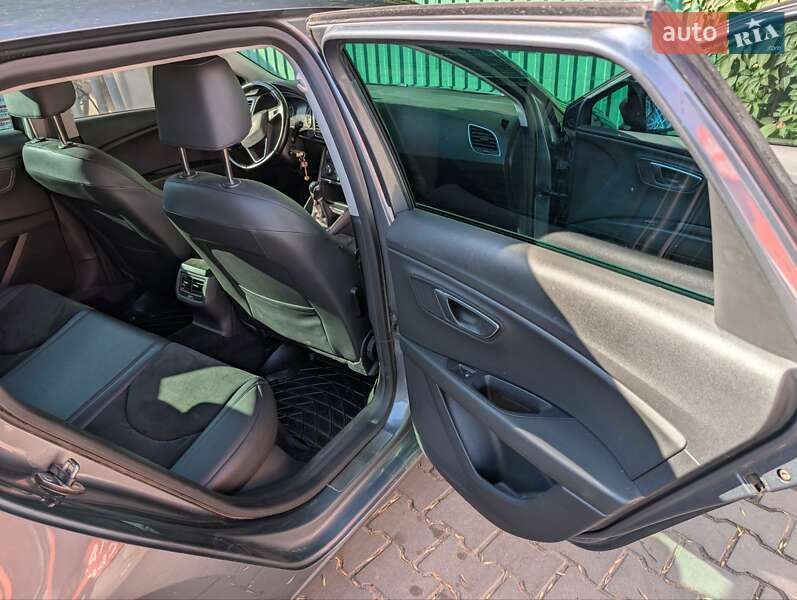 Универсал SEAT Leon 2014 в Черноморске