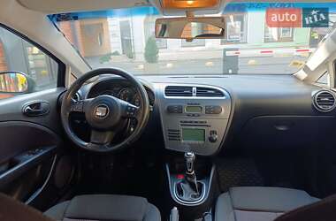 Хэтчбек SEAT Leon 2008 в 