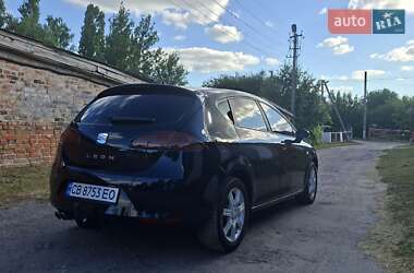 Хэтчбек SEAT Leon 2007 в 