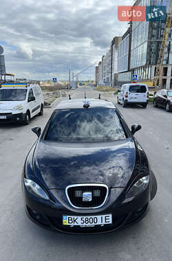 Хэтчбек SEAT Leon 2008 в 