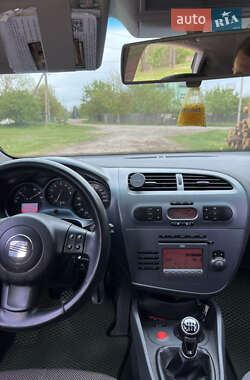 Хэтчбек SEAT Leon 2008 в 