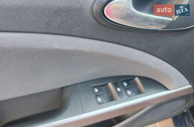 Хэтчбек SEAT Leon 2011 в 