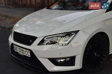 Хэтчбек SEAT Leon 2016 в 