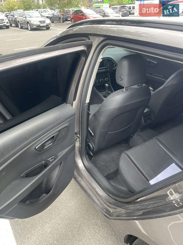 Универсал SEAT Leon 2013 в Киеве