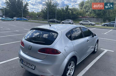 Хэтчбек SEAT Leon 2007 в 