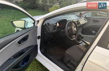 Хэтчбек SEAT Leon 2014 в 