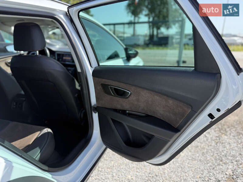 Універсал SEAT Leon 2014 в Рівному