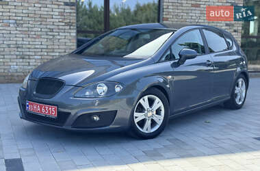 Хетчбек SEAT Leon 2010 в Луцьку