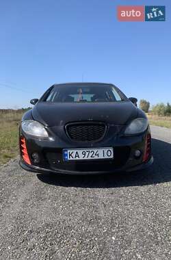Хэтчбек SEAT Leon 2006 в 