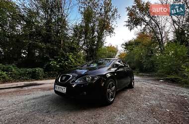 Хэтчбек SEAT Leon 2006 в 