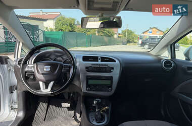 Хэтчбек SEAT Leon 2010 в 