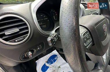 Хэтчбек SEAT Leon 2009 в 