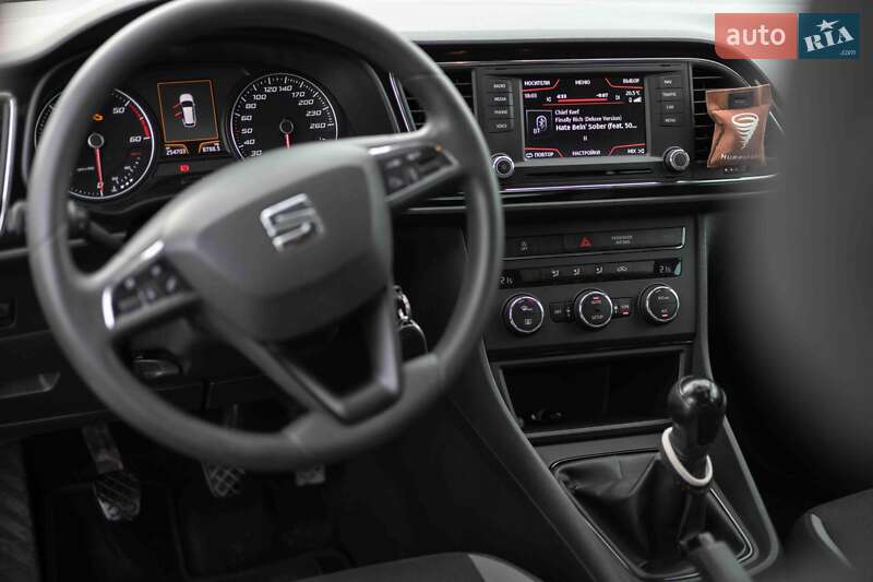 Універсал SEAT Leon 2014 в Ужгороді