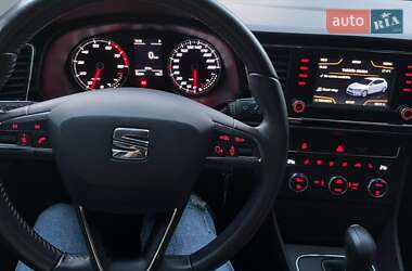 Хэтчбек SEAT Leon 2014 в 