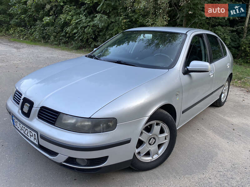 Хэтчбек SEAT Leon 2000 в 
