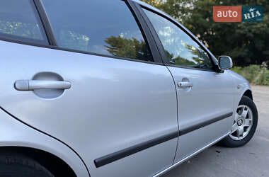 Хэтчбек SEAT Leon 2000 в 