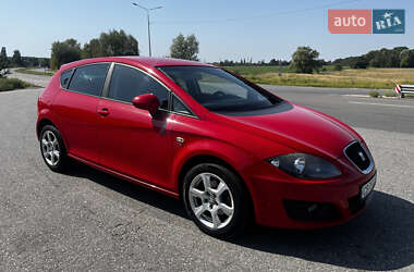 Хэтчбек SEAT Leon 2010 в Чернигове