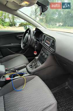 Хэтчбек SEAT Leon 2013 в 