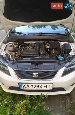 Хэтчбек SEAT Leon 2013 в 