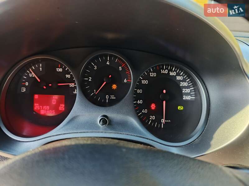 Хэтчбек SEAT Leon 2006 в Одессе фото 3 Хэтчбек SEAT Leon 2006 в Одессе