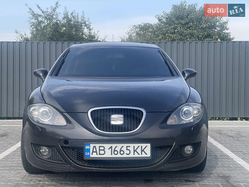 Хэтчбек SEAT Leon 2008 в 