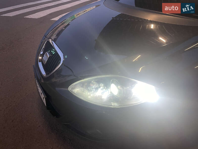 Хетчбек SEAT Leon 2008 в Вінниці