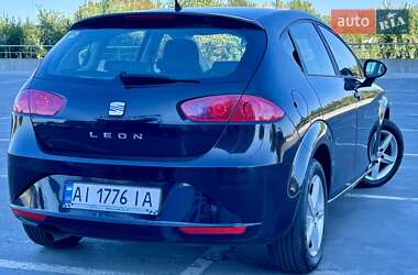 Хэтчбек SEAT Leon 2011 в 