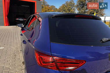 Хэтчбек SEAT Leon 2017 в 