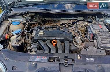Хэтчбек SEAT Leon 2008 в 