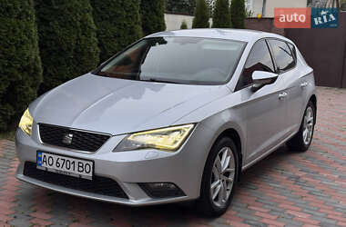 Хэтчбек SEAT Leon 2013 в 