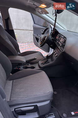Хэтчбек SEAT Leon 2013 в 