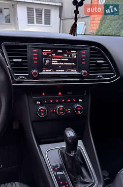 Хэтчбек SEAT Leon 2013 в 