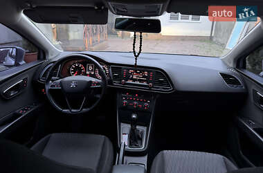 Хэтчбек SEAT Leon 2013 в 